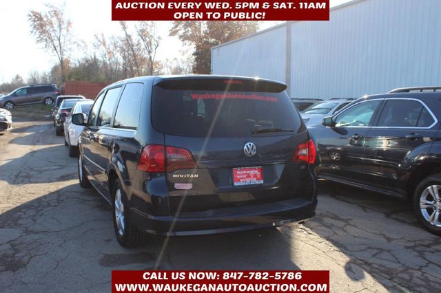 2009 Volkswagen Routan SE 4dr Mini Van - 22947834 - 4