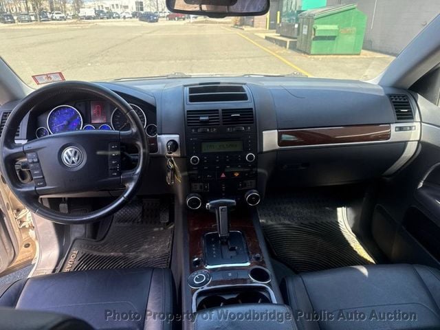 2009 Volkswagen Touareg 2 4dr VR6 - 23008059 - 7