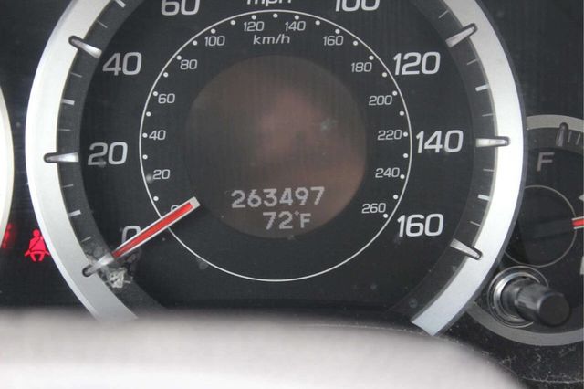 2010 Acura TSX Base 4dr Sedan 5A - 23029805 - 9