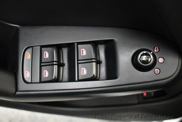 2010 Audi A4 4dr Avant Wagon Automatic quattro 2.0T Premium  Plus - 21876858 - 25