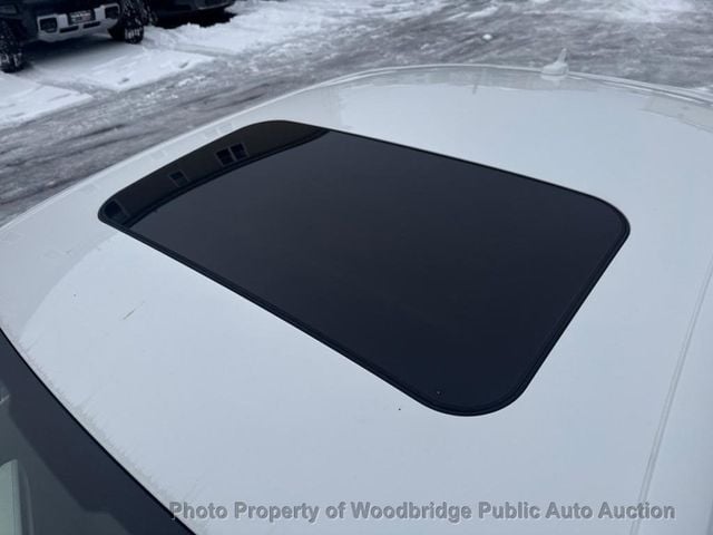 2010 Audi A4 4dr Sedan Automatic quattro 2.0T Premium - 22961412 - 5