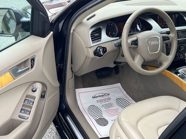 2010 Audi A4 4dr Sedan Automatic quattro 2.0T Premium - 23052539 - 9