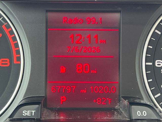 2010 Audi A4 4dr Sedan Automatic quattro 2.0T Premium - 23052539 - 25