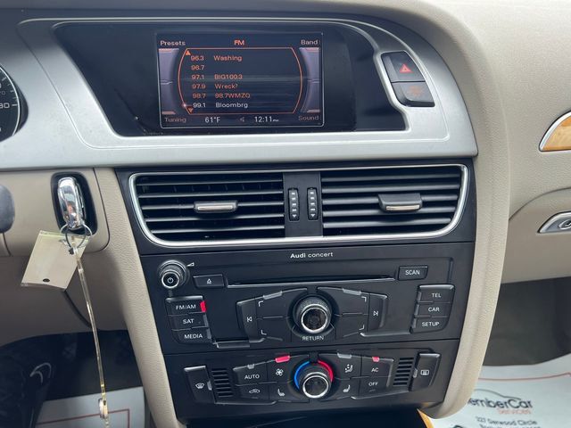 2010 Audi A4 4dr Sedan Automatic quattro 2.0T Premium - 23052539 - 26