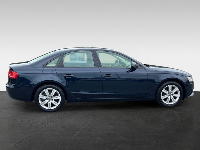 2010 Audi A4 4dr Sedan Automatic quattro 2.0T Premium - 23052539 - 5
