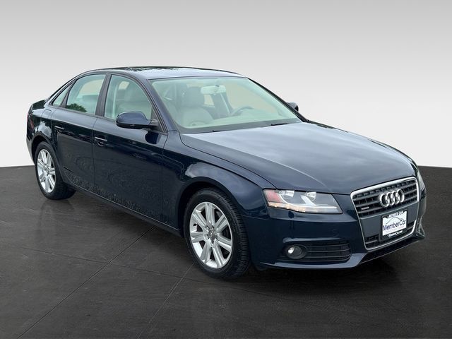 2010 Audi A4 4dr Sedan Automatic quattro 2.0T Premium - 23052539 - 6