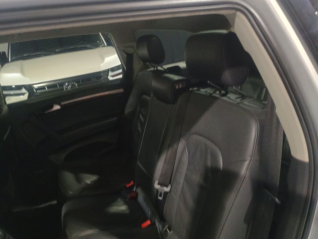 2010 Audi Q7 quattro 4dr 3.6L Premium Plus Clean AutoCheck Florida SUV - 22981031 - 43