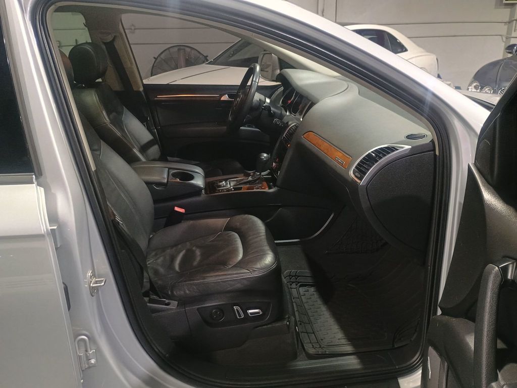 2010 Audi Q7 quattro 4dr 3.6L Premium Plus Clean AutoCheck Florida SUV - 22981031 - 53