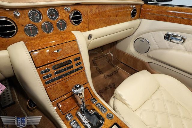 2010 Bentley Azure 2dr Convertible T - 23058282 - 24