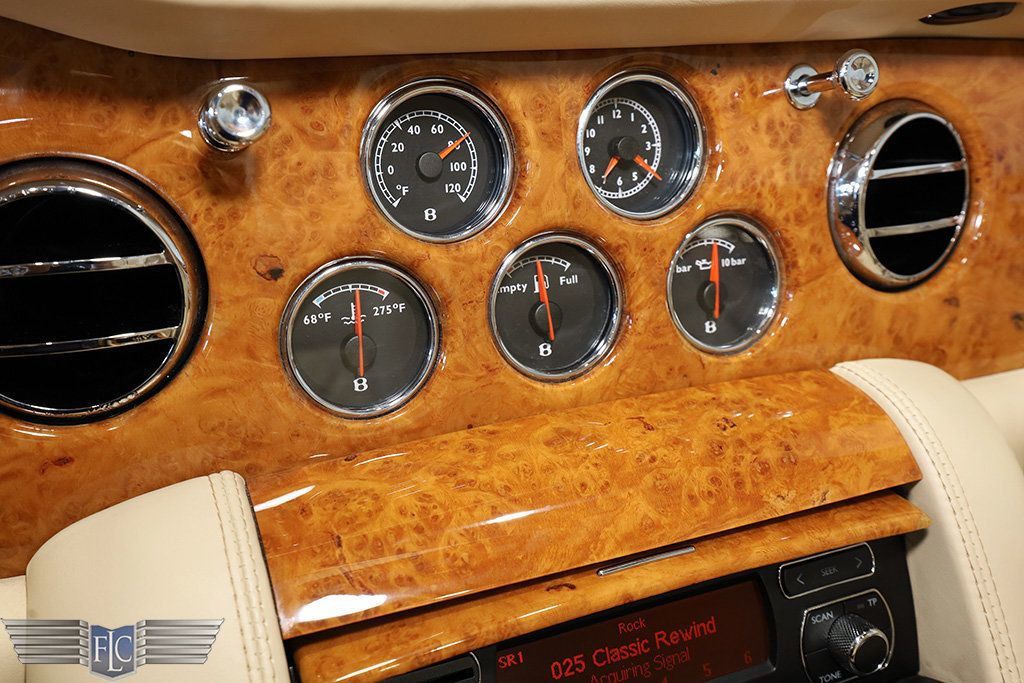 2010 Bentley Azure 2dr Convertible T - 23058282 - 25
