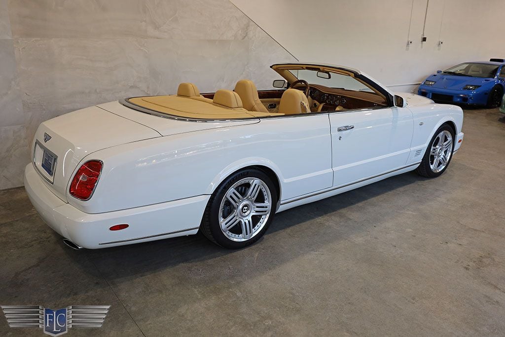 2010 Bentley Azure T Convertible - 22762725 - 44