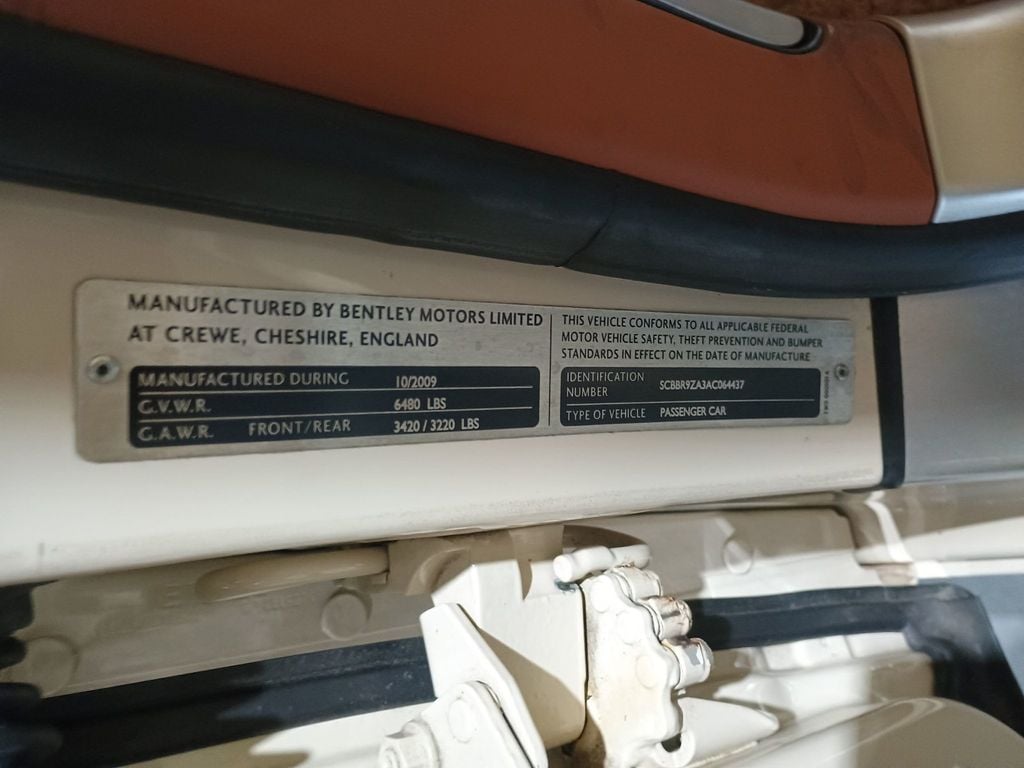2010 Bentley Continental Flying Spur 4dr Sedan Clean Carfax Florida Car - 22937176 - 29