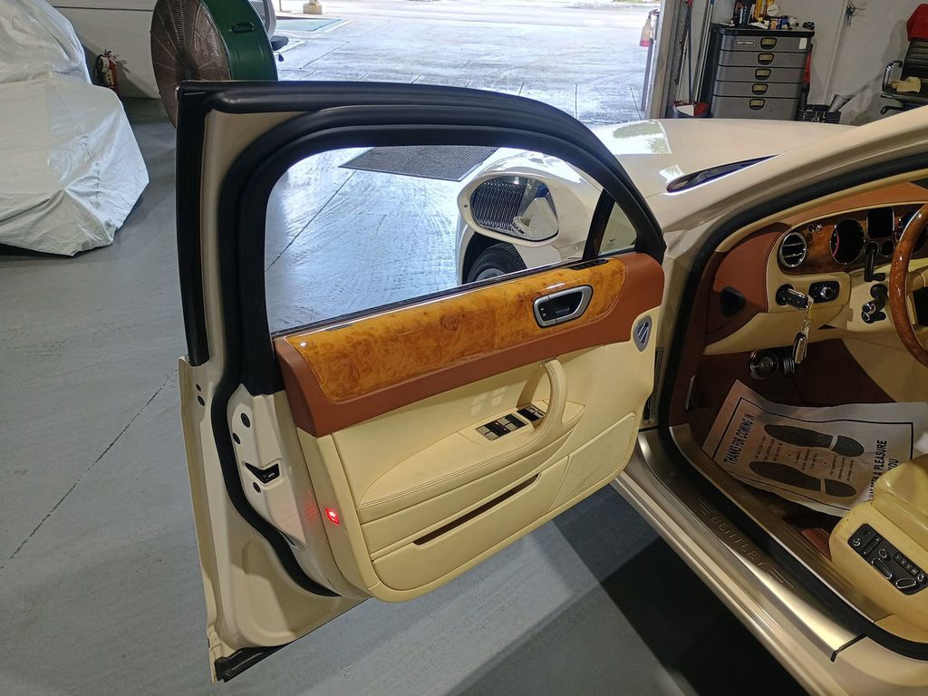 2010 Bentley Continental Flying Spur 4dr Sedan Clean Carfax Florida Car - 22937176 - 8