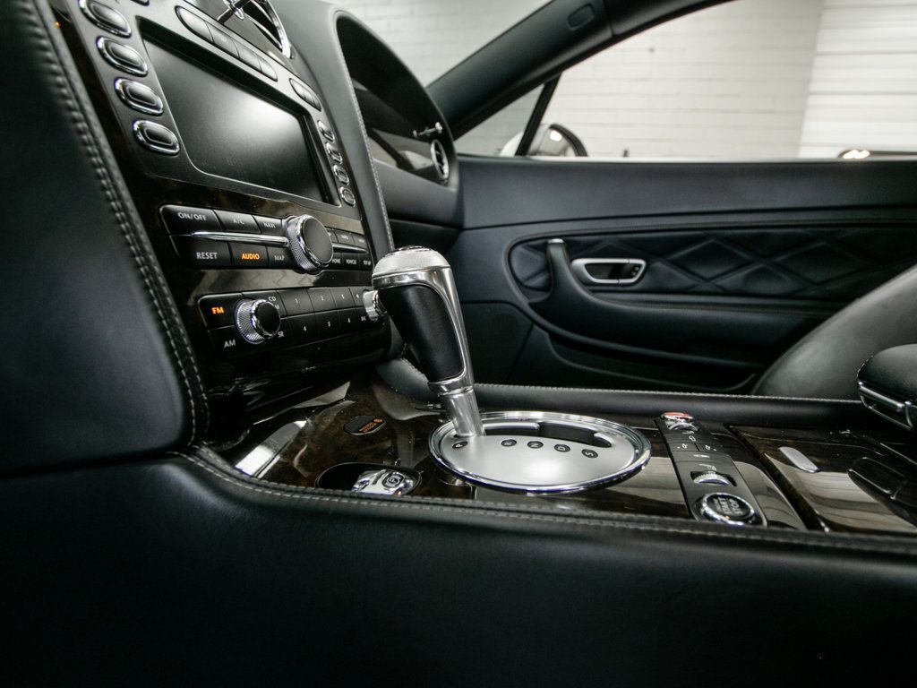 Bentley Continental photo 18