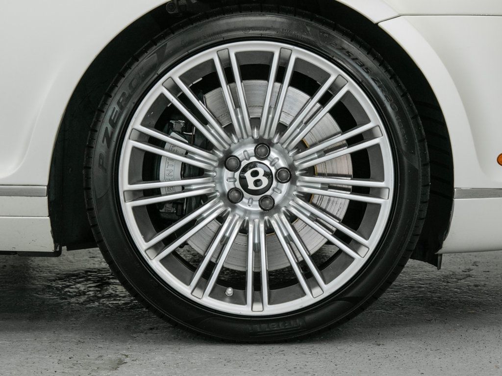 Bentley Continental photo 8