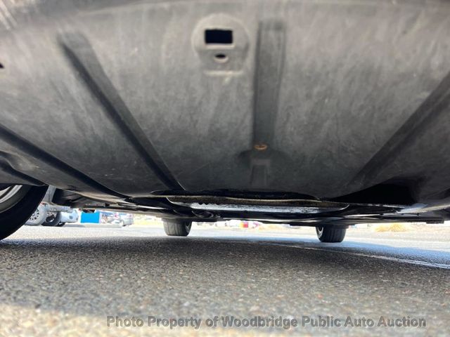 2010 BMW 3 Series 328i xDrive - 22999485 - 16