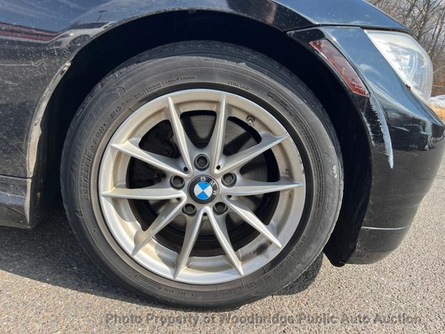 2010 BMW 3 Series 328i xDrive - 22999485 - 20