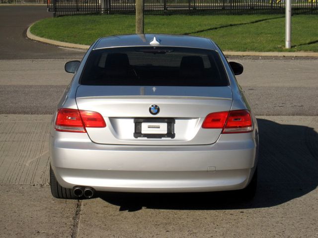 2010 BMW 3 Series 328i xDrive - 23012059 - 13