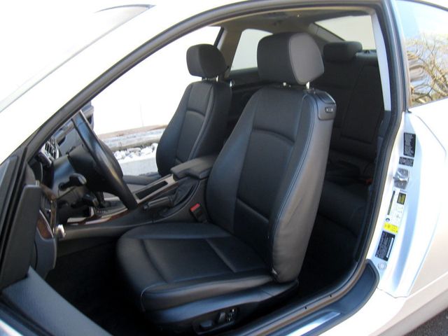 2010 BMW 3 Series 328i xDrive - 23012059 - 17