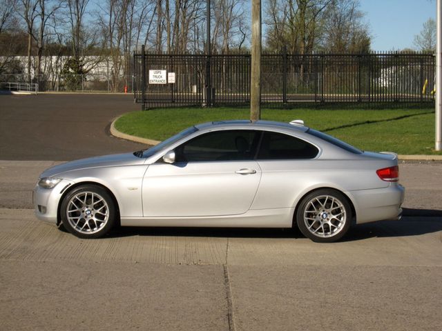 2010 BMW 3 Series 328i xDrive - 23012059 - 5