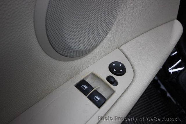 2010 BMW 3 Series 328i xDrive - 22965256 - 10