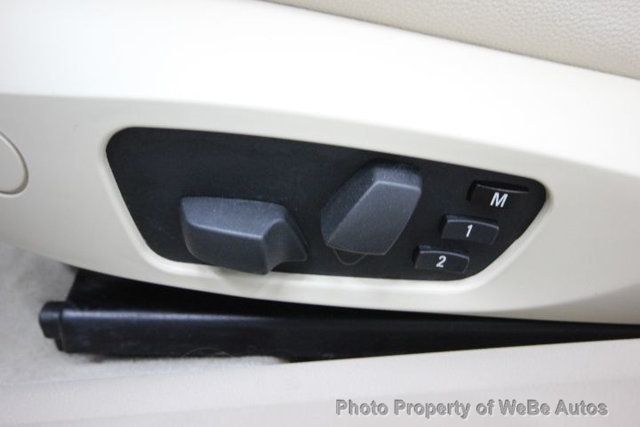 2010 BMW 3 Series 328i xDrive - 22965256 - 11