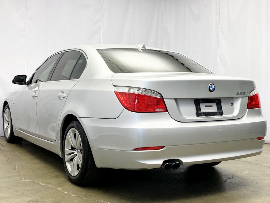 2010 BMW 5 Series 528i - 22629085 - 10