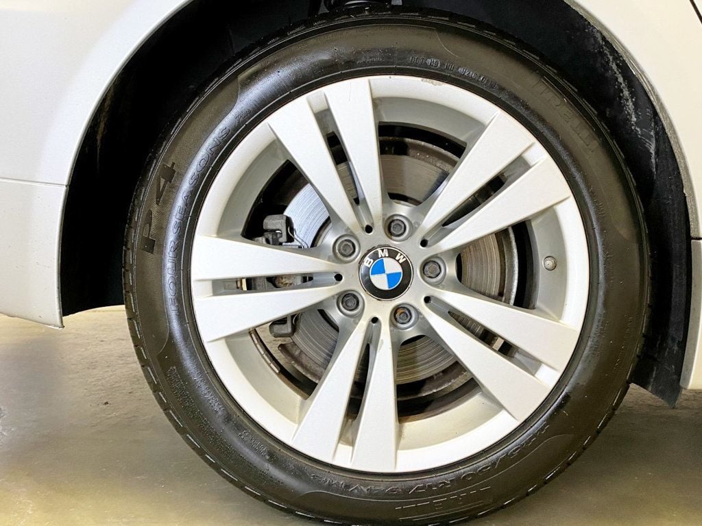 2010 BMW 5 Series 528i - 22629085 - 45