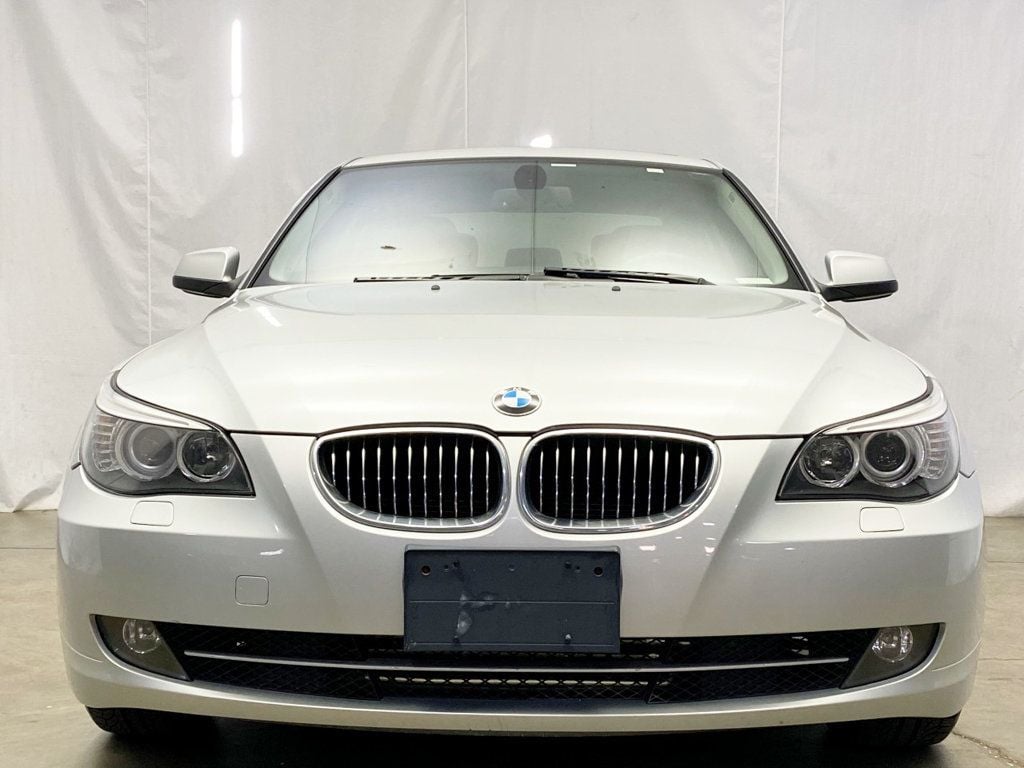 2010 BMW 5 Series 528i - 22629085 - 6