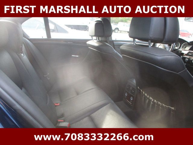 2010 BMW 5 Series 528i xDrive - 22927566 - 5