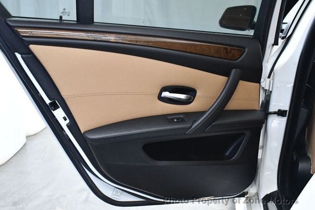 2010 BMW 5 Series 535i xDrive - 22955861 - 21