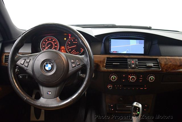 2010 BMW 5 Series 535i xDrive - 22955861 - 26