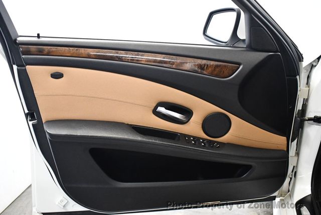 2010 BMW 5 Series 535i xDrive - 22955861 - 7