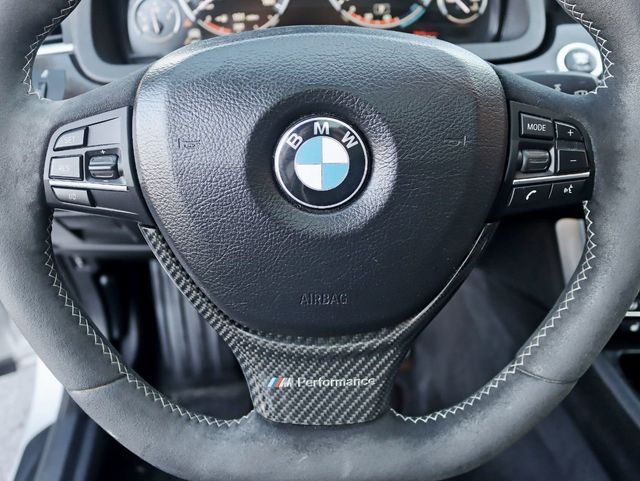 2010 BMW 5 Series Gran Turismo 550i xDrive Gran Turismo - 22188515 - 13