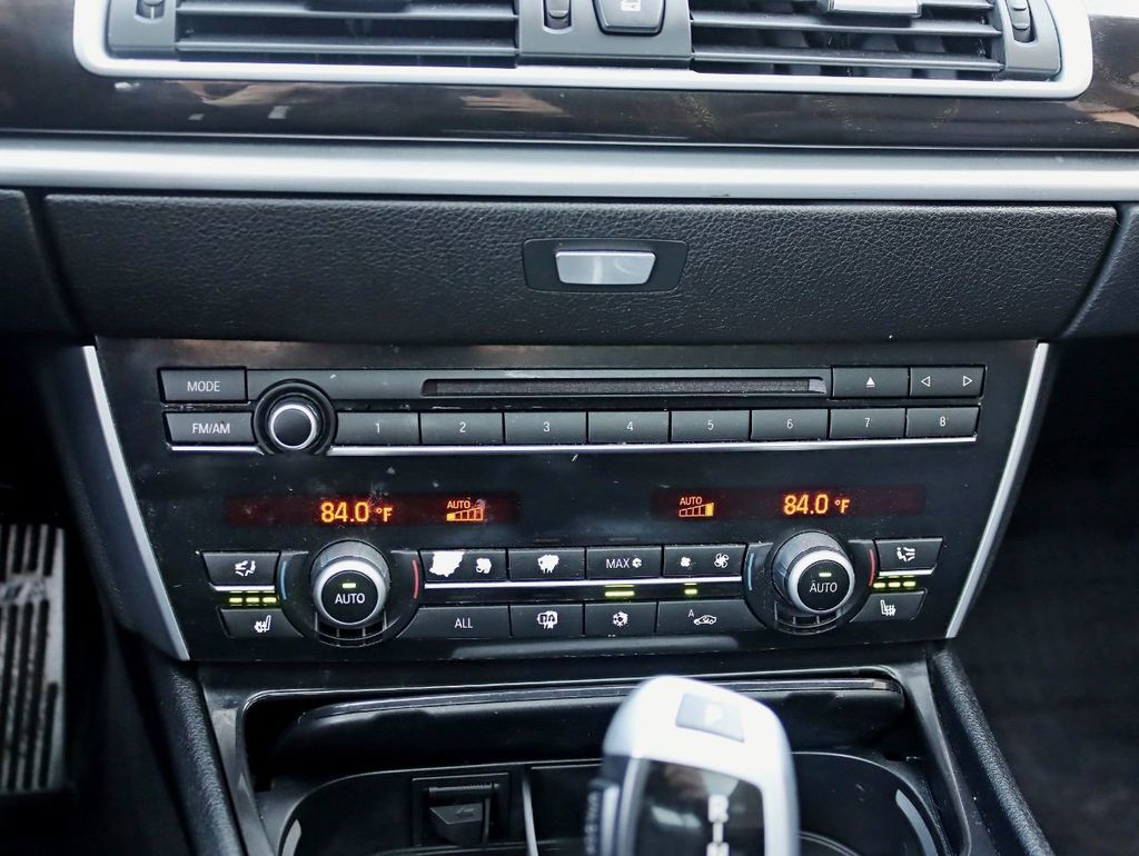 2010 BMW 5 Series Gran Turismo 550i xDrive Gran Turismo - 22188515 - 20