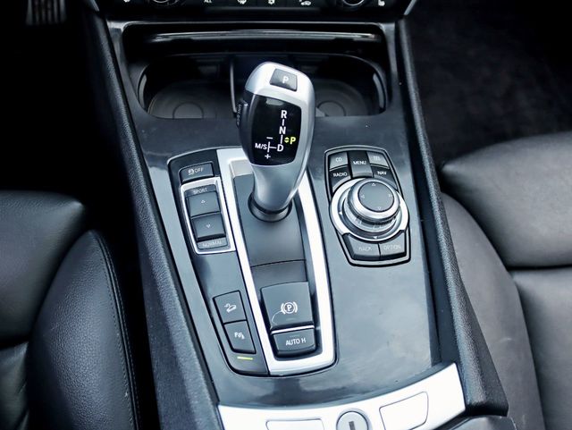 2010 BMW 5 Series Gran Turismo 550i xDrive Gran Turismo - 22188515 - 21