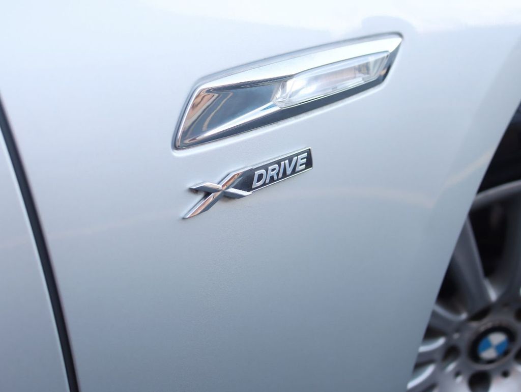 2010 BMW 5 Series Gran Turismo 550i xDrive Gran Turismo - 22188515 - 4