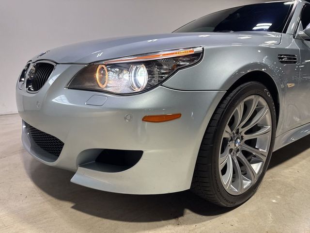 2010 BMW M5 Base Trim - 23010532 - 9