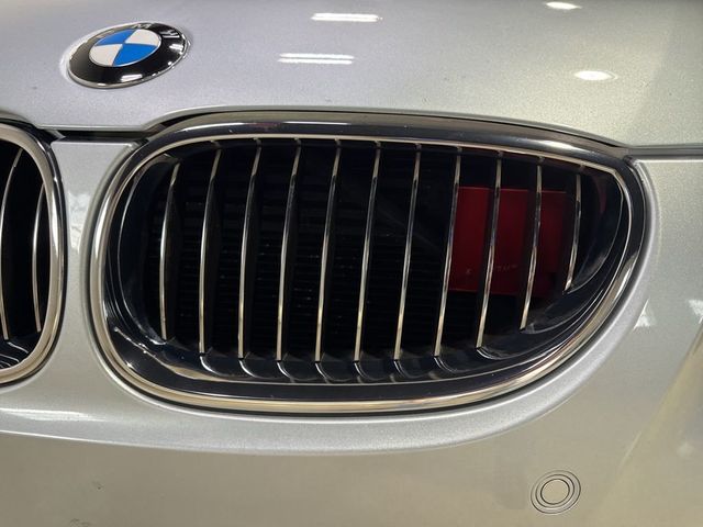 2010 BMW M5 Base Trim - 23010532 - 10