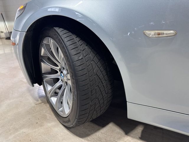 2010 BMW M5 Base Trim - 23010532 - 2