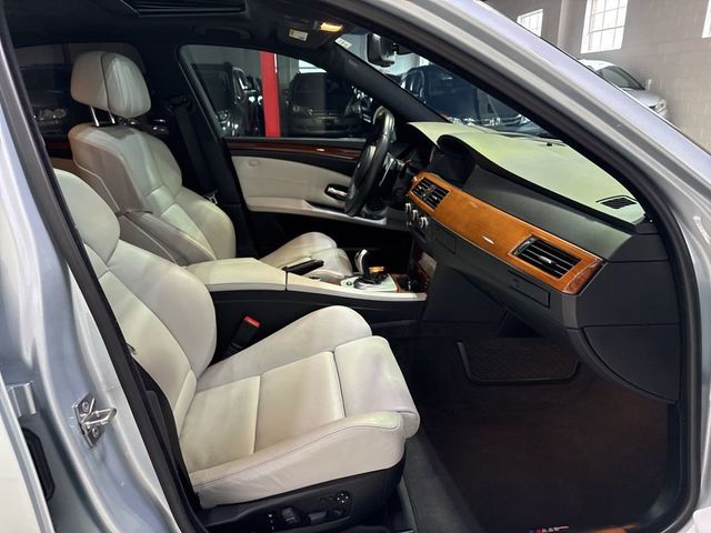 2010 BMW M5 Base Trim - 23010532 - 60