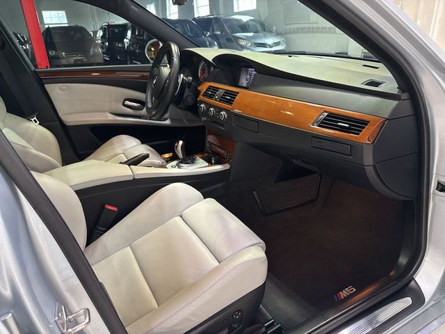 2010 BMW M5 Base Trim - 23010532 - 61