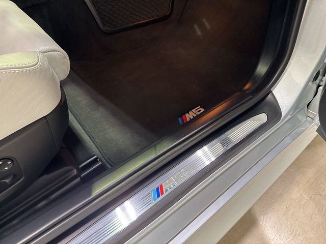 2010 BMW M5 Base Trim - 23010532 - 66