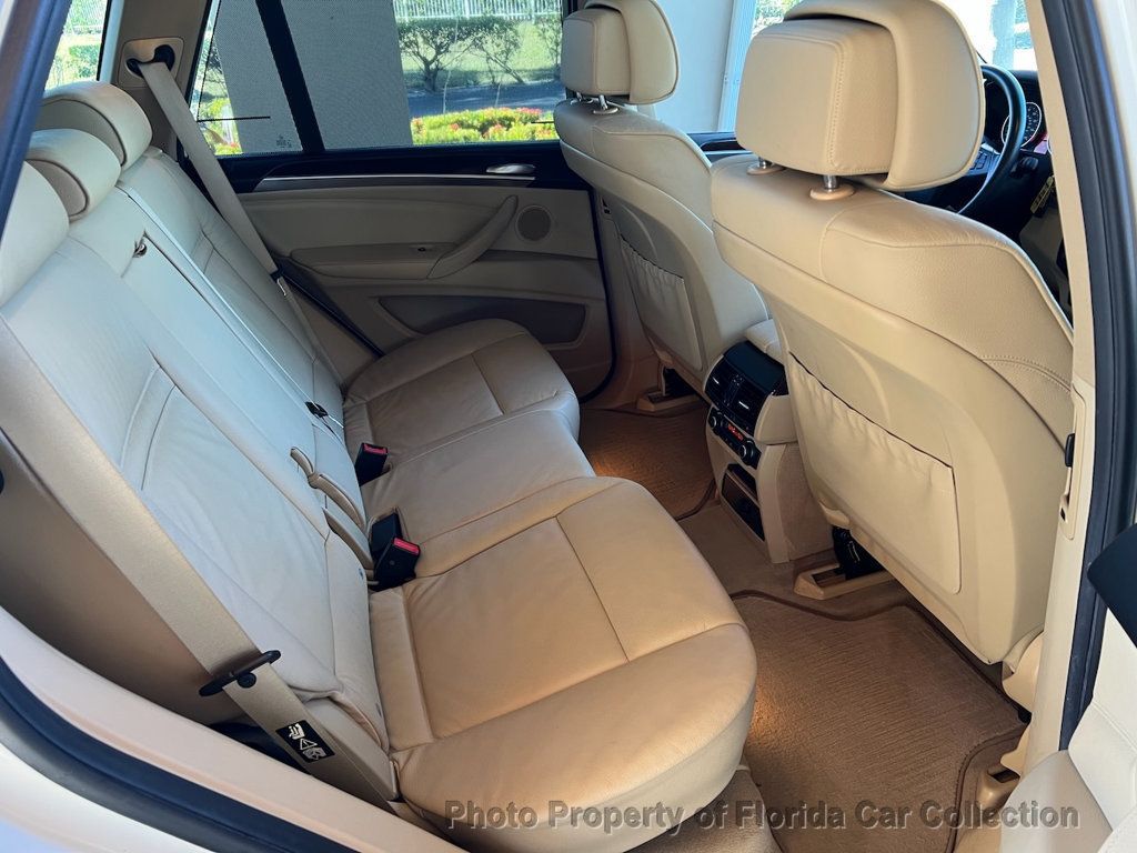 2010 BMW X5 xDrive30i Premium 3rd Row Seats - 22675464 - 35