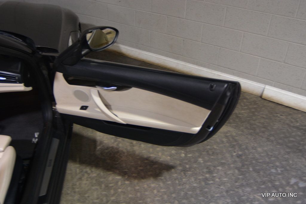 2010 BMW Z4 Roadster sDrive35i - 22884346 - 17