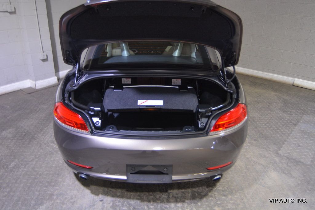 2010 BMW Z4 Roadster sDrive35i - 22884346 - 31