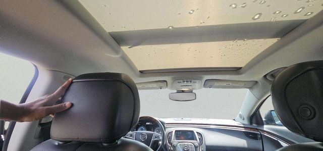 2010 Buick LaCrosse 4dr Sedan CXS 3.6L - 23029183 - 8