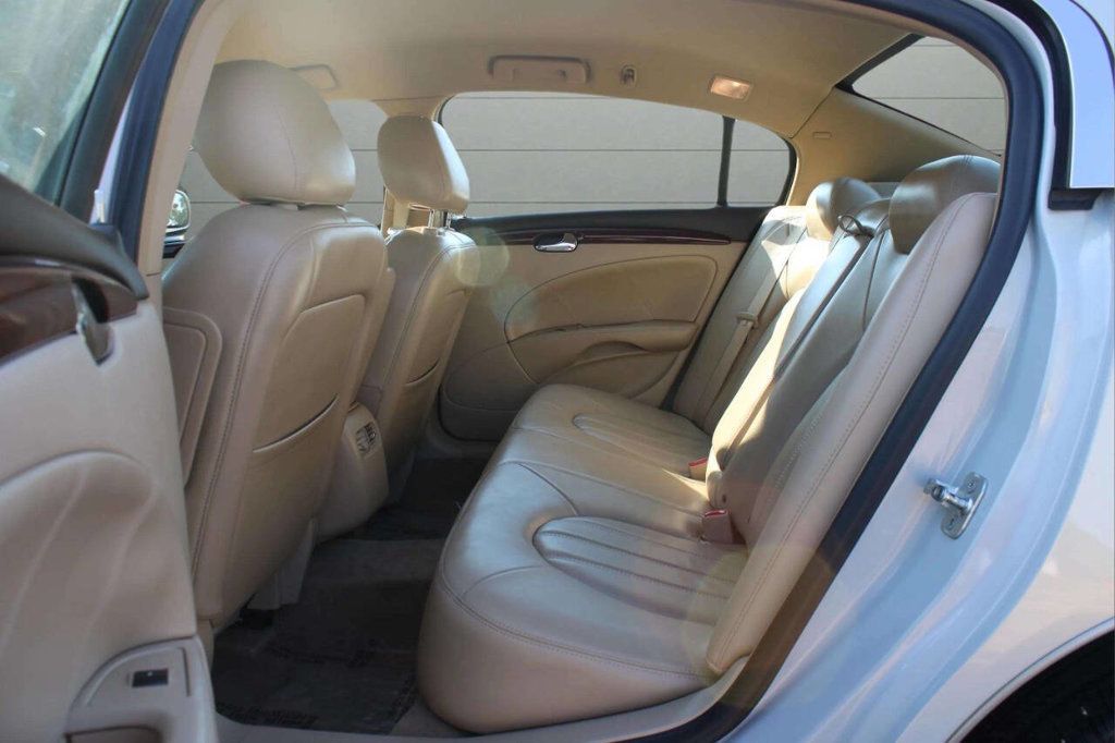 2010 Buick Lucerne 4dr Sedan CXL - 22927045 - 15