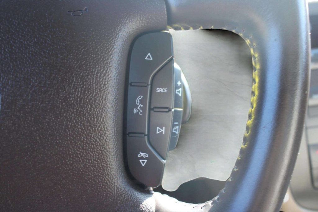 2010 Buick Lucerne 4dr Sedan CXL - 22927045 - 27