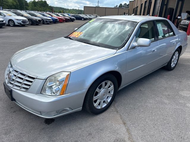 2010 Cadillac DTS 4dr Sedan w/1SA - 23014609 - 2